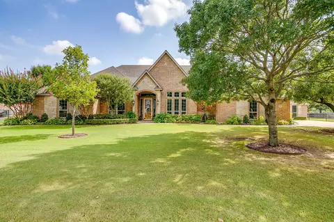 1008 Blue Roan Ln, Crowley, TX 76036