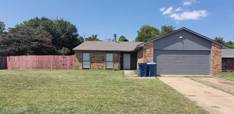 627 Randa Ln, Desoto, TX 75115
