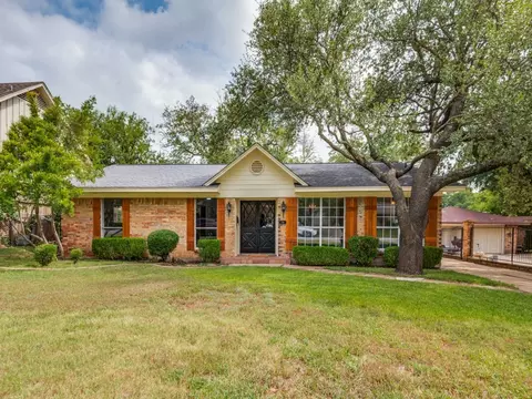 526 E Center St, Duncanville, TX 75116