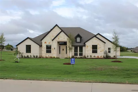 1240 Jungle Dr, Forney, TX 75126