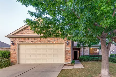 6605 Algarve Dr, Denton, TX 76210
