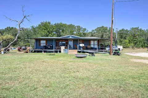 1024 N Keller Rd, Mineral Wells, TX 76067