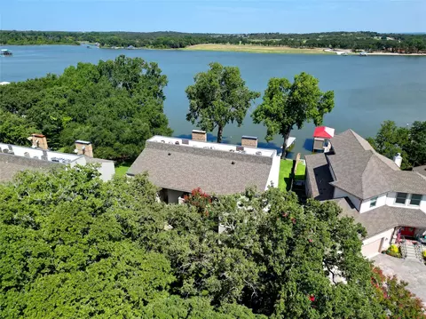 388 Driftwood Ct #1A, Azle, TX 76020
