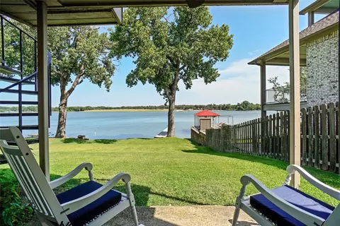 388 Driftwood Ct #1A, Azle, TX 76020
