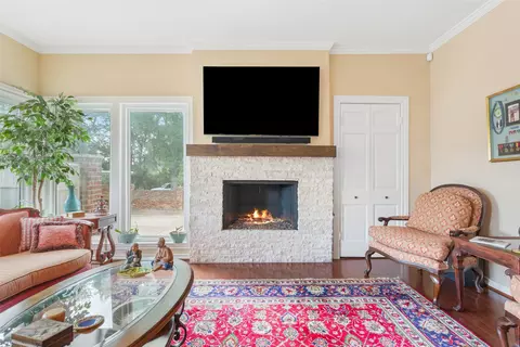 Living - 3408 Stewart Cir, Waco, TX 76708 photo 8 of 13