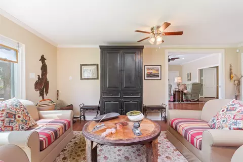 Living - 3408 Stewart Cir, Waco, TX 76708 photo 11 of 13
