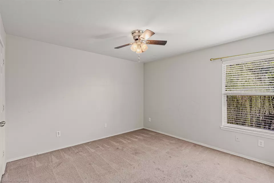 Bedroom - 544 Laurel Ln, Rockwall, TX 75087 photo 5 of 6