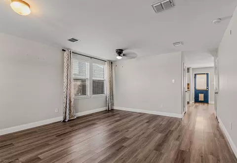 Living - 544 Laurel Ln, Rockwall, TX 75087 photo 1 of 9