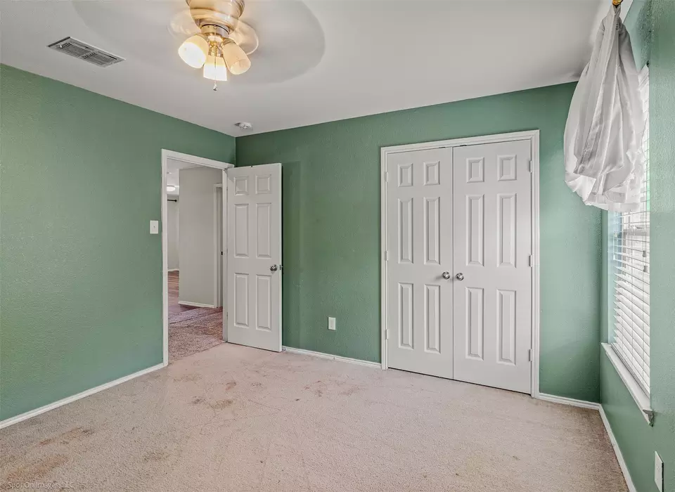 Bedroom - 544 Laurel Ln, Rockwall, TX 75087 photo 4 of 6