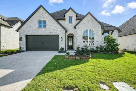 538 Lavender Dr, Van Alstyne, TX 75495