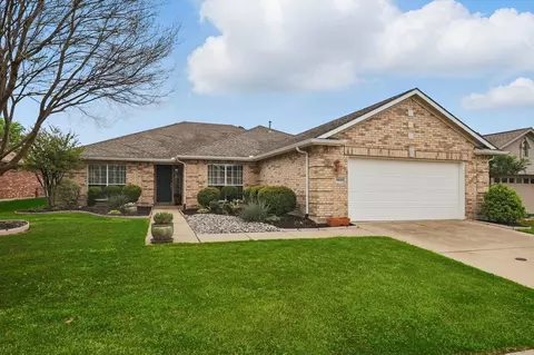 9009 Kingston Dr, Denton, TX 76207