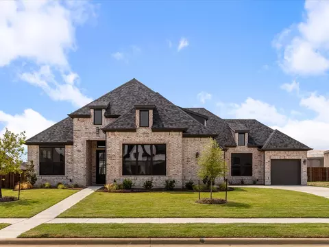 7113 Woodside Dr, Argyle, TX 76226