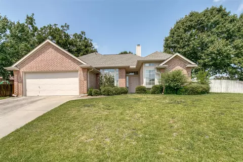 Exterior - 802 Edury Ct, Euless, TX 76039 photo 2 of 7