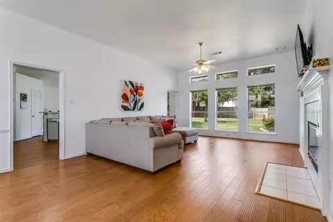 Living - 802 Edury Ct, Euless, TX 76039 photo 2 of 2