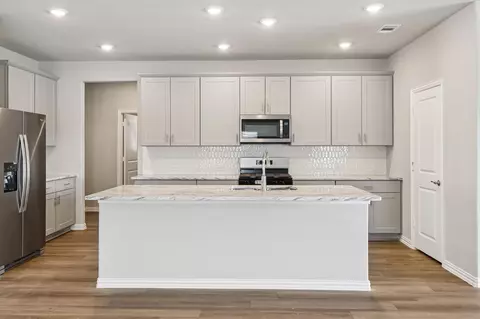 6765 Iron Oak Rd, Fort Worth, TX 76123