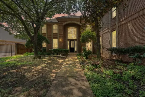 12 Park Pl, Mansfield, TX 76063
