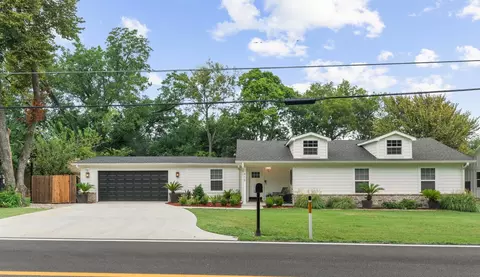408 E Liberty St, Pilot Point, TX 76258