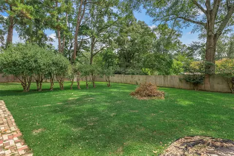 Exterior - 1002 Gladney St, Minden, LA 71055 photo 16 of 18