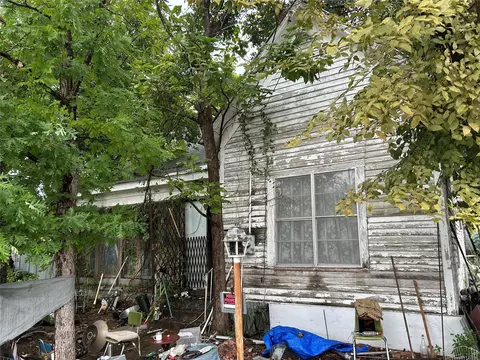 1033 Taylor St, Waco, TX 76704