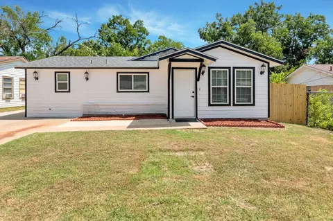 1305 Hadley Dr, Arlington, TX 76011