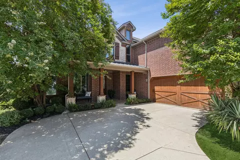 552 Royal Glade Dr, Keller, TX 76248