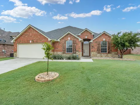 1105 Cactus Spine Dr, Haslet, TX 76052