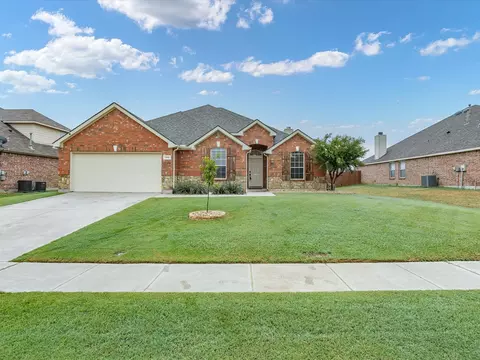 1105 Cactus Spine Dr, Haslet, TX 76052