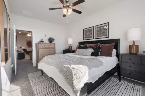 Bedroom - 1008 Snapdragon Dr, Euless, TX 76039 photo 1 of 3