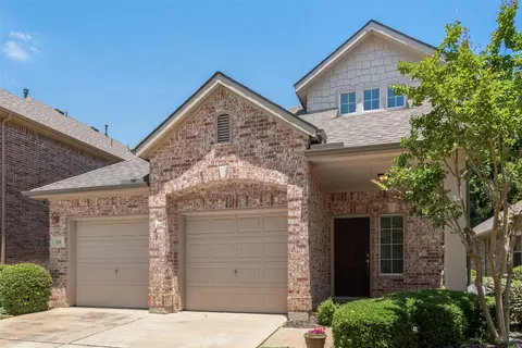 324 Kirby Dr, Lantana, TX 76226