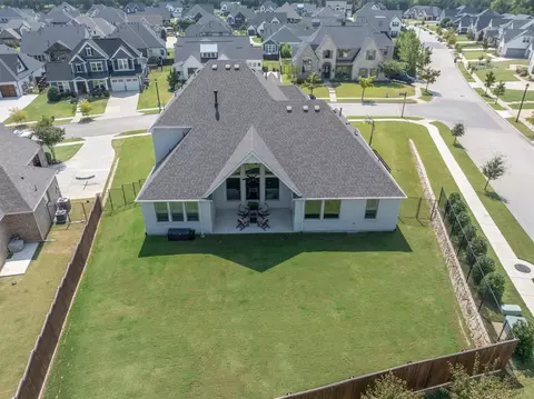 View/Area - 401 Pegasus Rdg, Argyle, TX 76226 photo 1 of 6