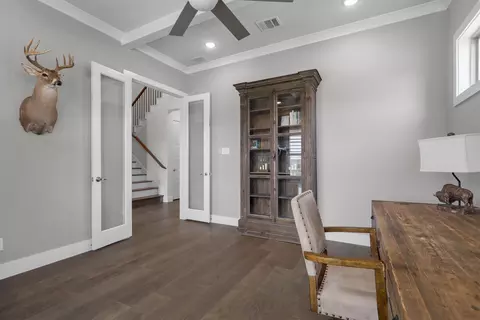 Entry Way - 401 Pegasus Rdg, Argyle, TX 76226 photo 2 of 4