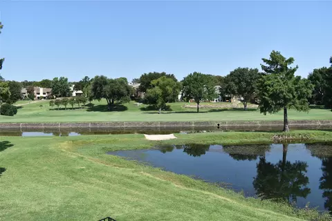 1827 Lakecrest Cir, Carrollton, TX 75006