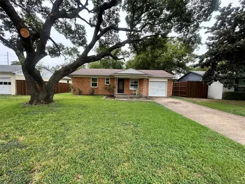 409 Hanbee St, Richardson, TX 75080
