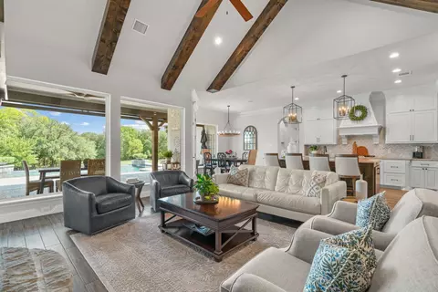 469 Christian Way, Azle, TX 76020