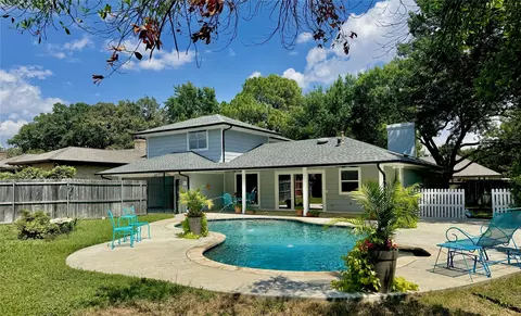 1 Whispering Vine Ct, Grapevine, TX 76051