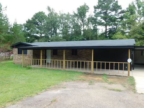 777 802 Hwy, Sarepta, LA 71071