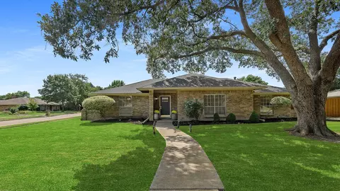 2801 Kyle Dr, Plano, TX 75075