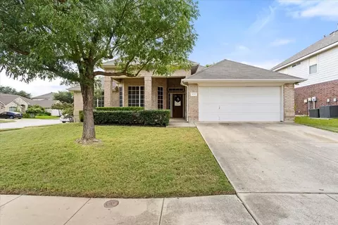 9001 Morning Meadow Dr, Fort Worth, TX 76244