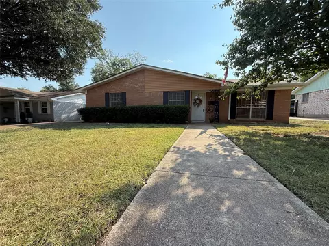 1000 Melrose Dr, Waco, TX 76710