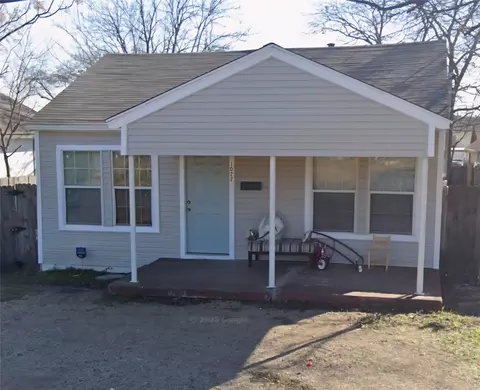 1022 Mobile St, Dallas, TX 75208