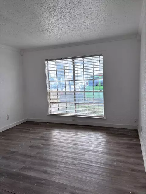 12888 Montfort Dr #129, Dallas, TX 75230