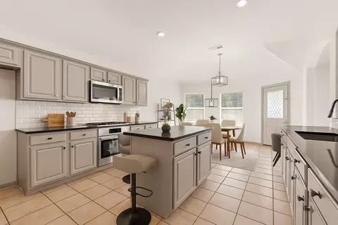 2825 Rosewood Blvd, Mckinney, TX 75071