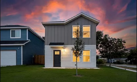 2350 Evans Ave, Fort Worth, TX 76104
