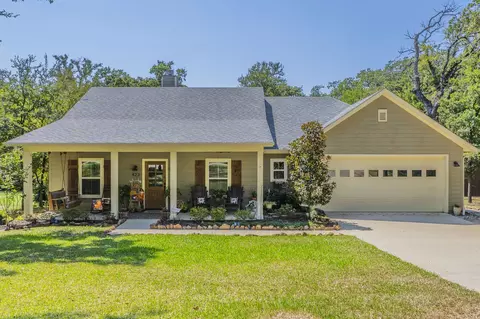 423 Ensign Ln, Oak Point, TX 75068