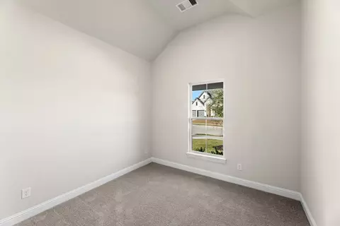 Bedroom - 4802 Timberdrift St, Midlothian, TX 76065 photo 5 of 9