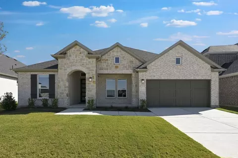 415 Chatham Dr, Oak Point, TX 75068