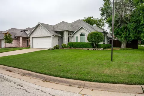4125 Judith Way, Haltom City, TX 76137