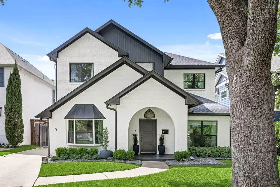 Exterior - 4527 Elsby Ave, Dallas, TX 75209 photo 1 of 3