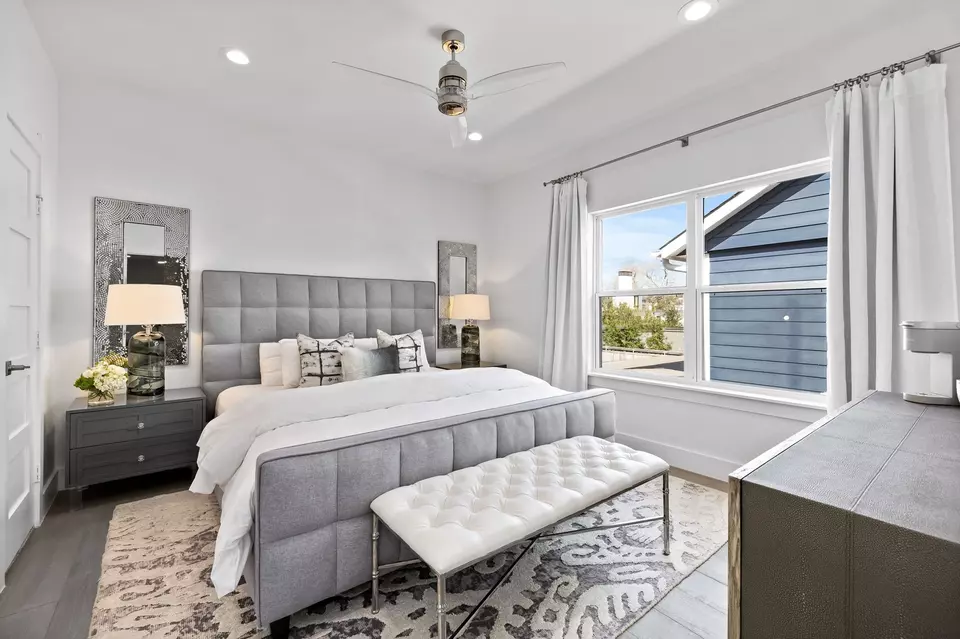 Bedroom - 4527 Elsby Ave, Dallas, TX 75209 photo 2 of 3