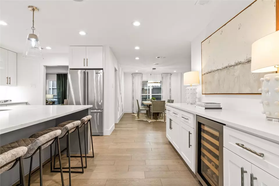 Entry Way - 4527 Elsby Ave, Dallas, TX 75209 photo 5 of 5